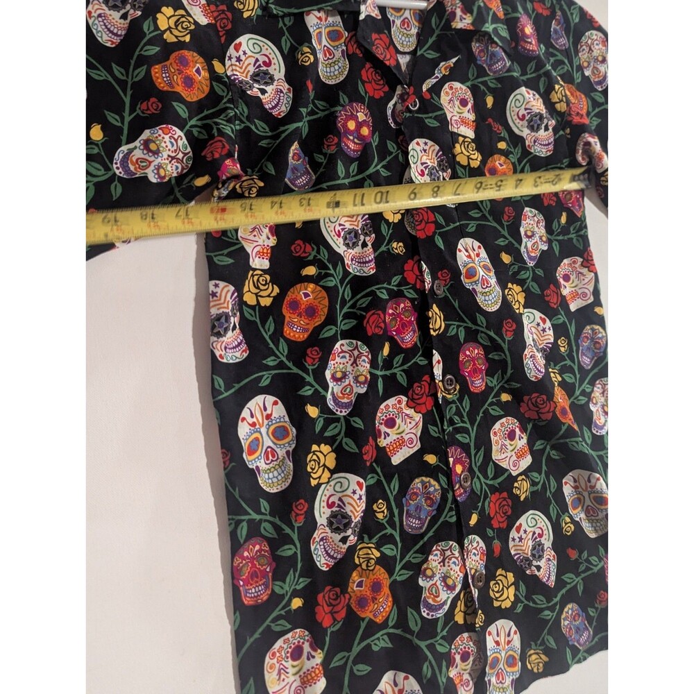 David Carey Day of the Dead Sugar Skulls Floral Camp Button Down Shirt XS - Picture 7 of 11